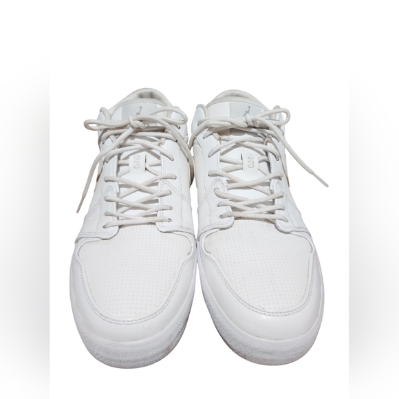 Jordan 1 V.2 Low White Patent Size 11.5 Sneakers main image 11